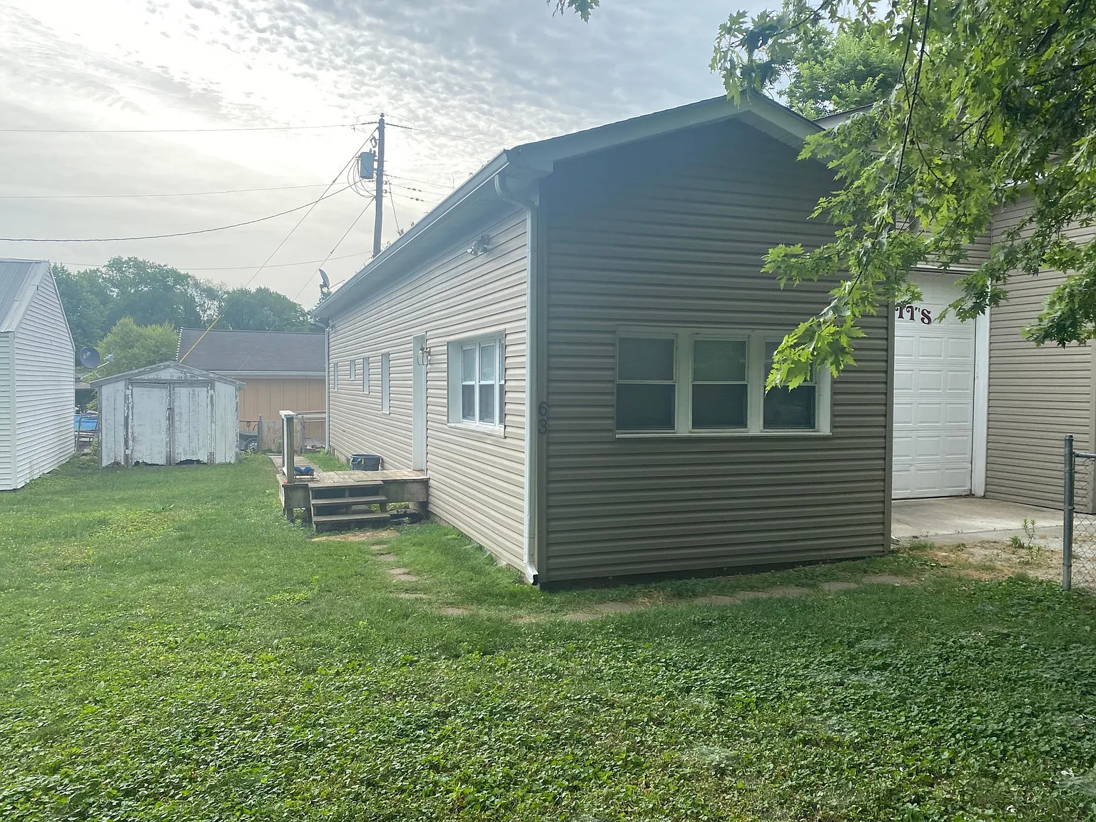63 Miami Dr — Photo 3