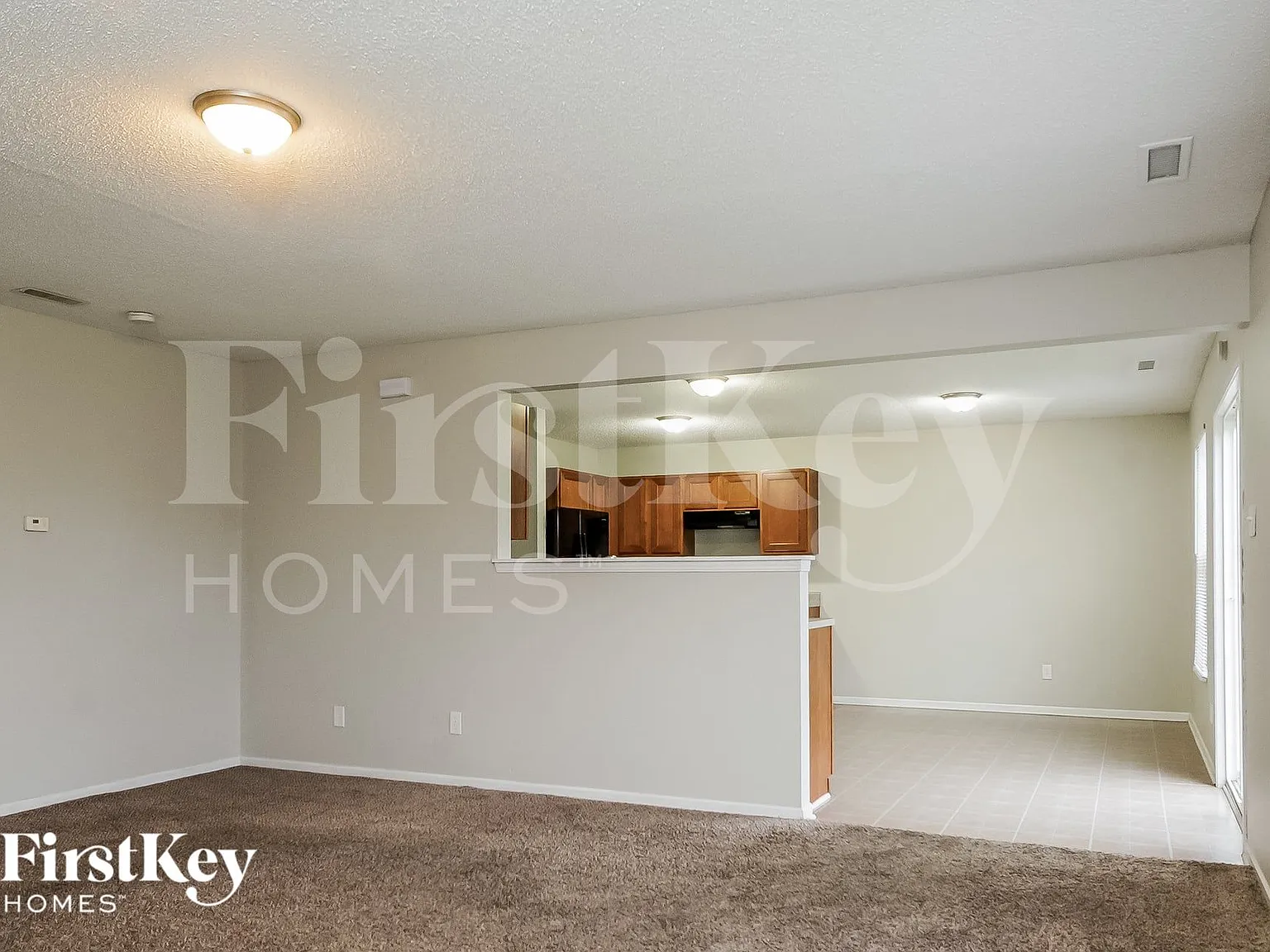 3 bed, 2.5 bath, 1792 sqft, $2,165 — Photo 4