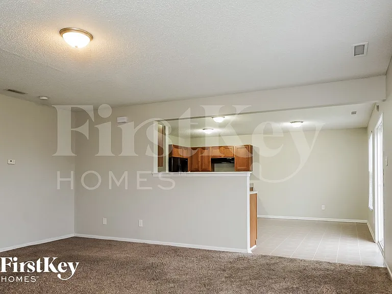 6140 Monteo Dr — Photo 4