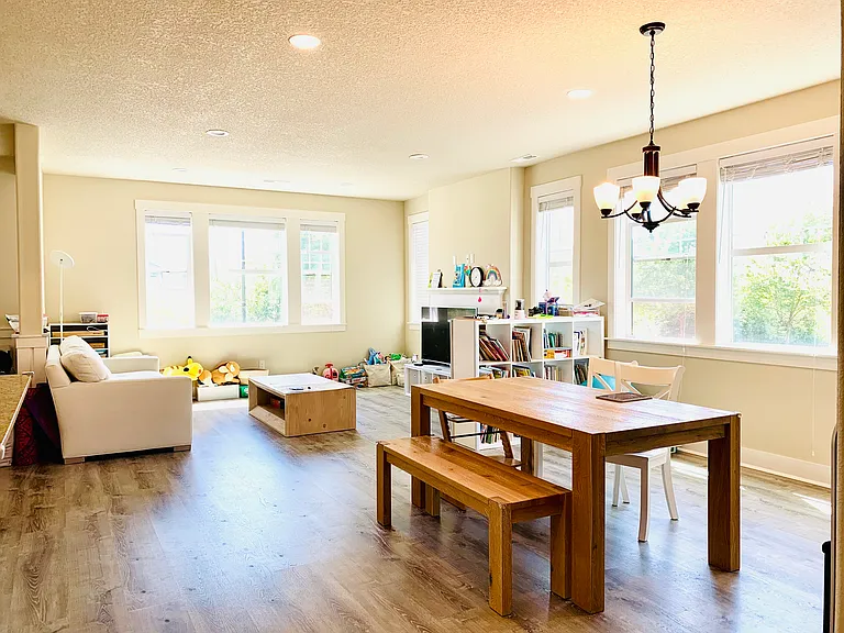 15183 NW Rossetta St — Photo 3