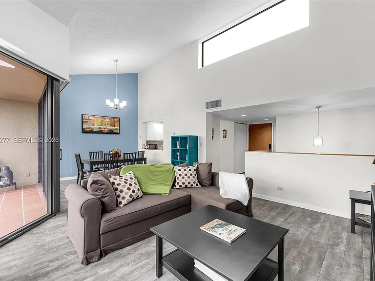 6701 SW 116th Ct #406 — Photo 5