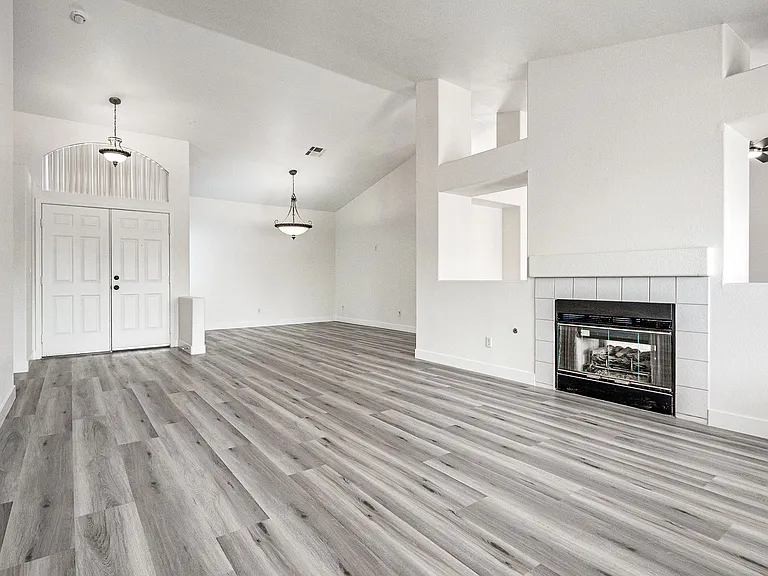7724 Rye Canyon Dr — Photo 6
