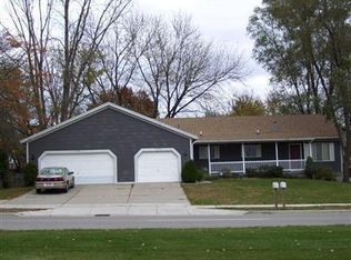 5496 Kalamazoo Ave SE, Kentwood, MI 49508