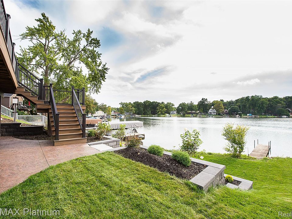 6298 Fonda Lake Dr, photo 4