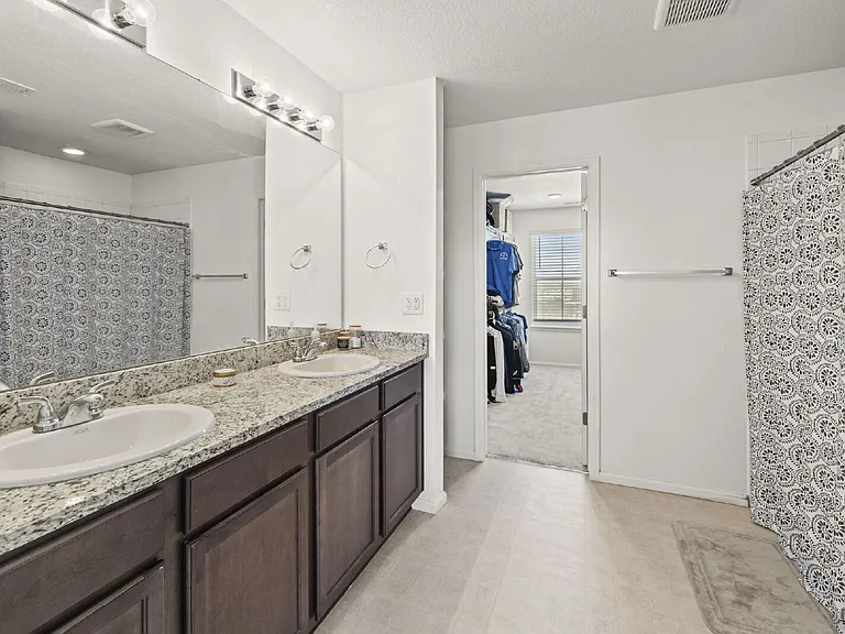 3315 Bella Luna Dr — Photo 22