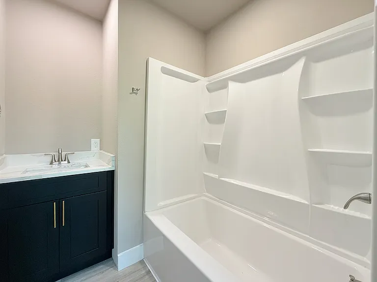 312 Avondale Ave — Photo 27