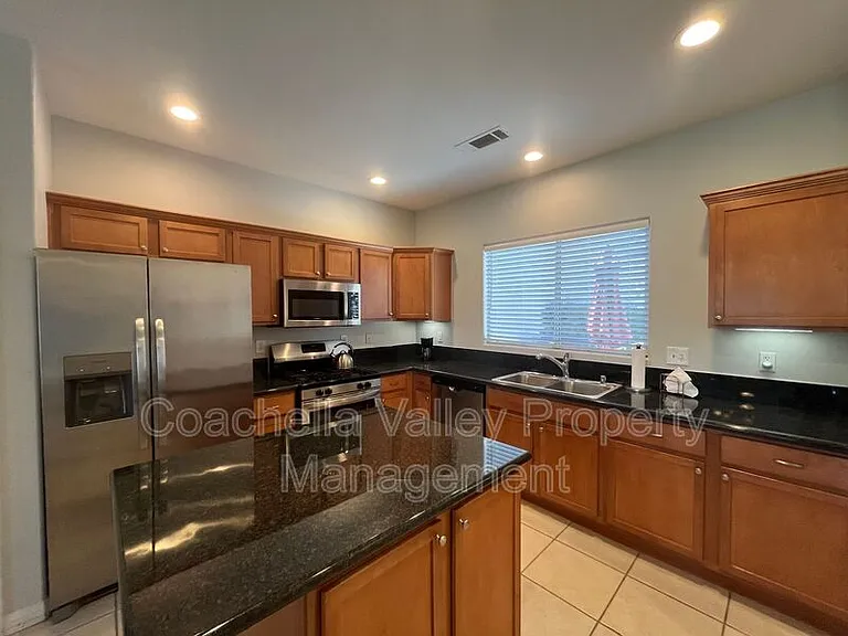 82368 Lancaster Way — Photo 36