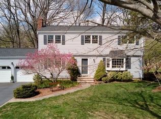 24 Florie Farm Rd, Mendham, NJ 07945