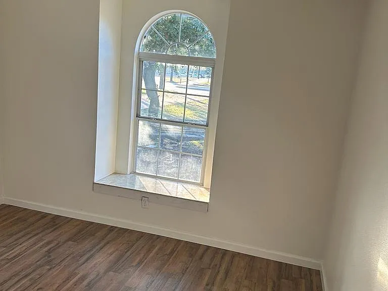 351 Witt Rd — Photo 29