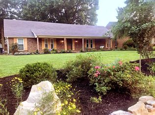 207 W White Rd, Collierville, TN 38017