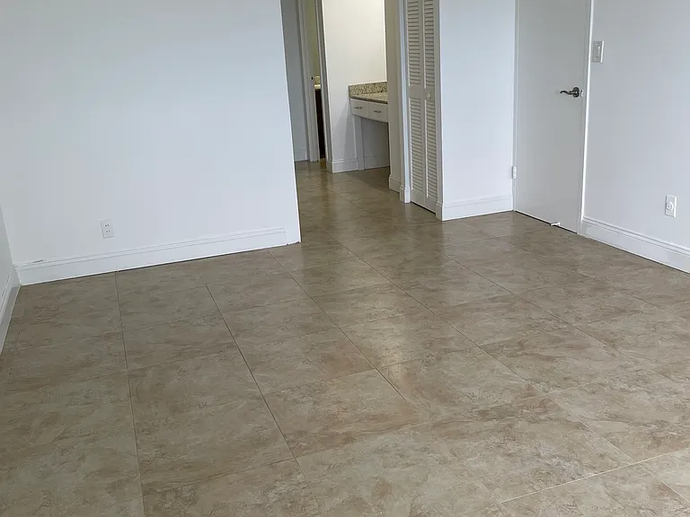 3180 S Ocean Dr #1102 — Photo 14