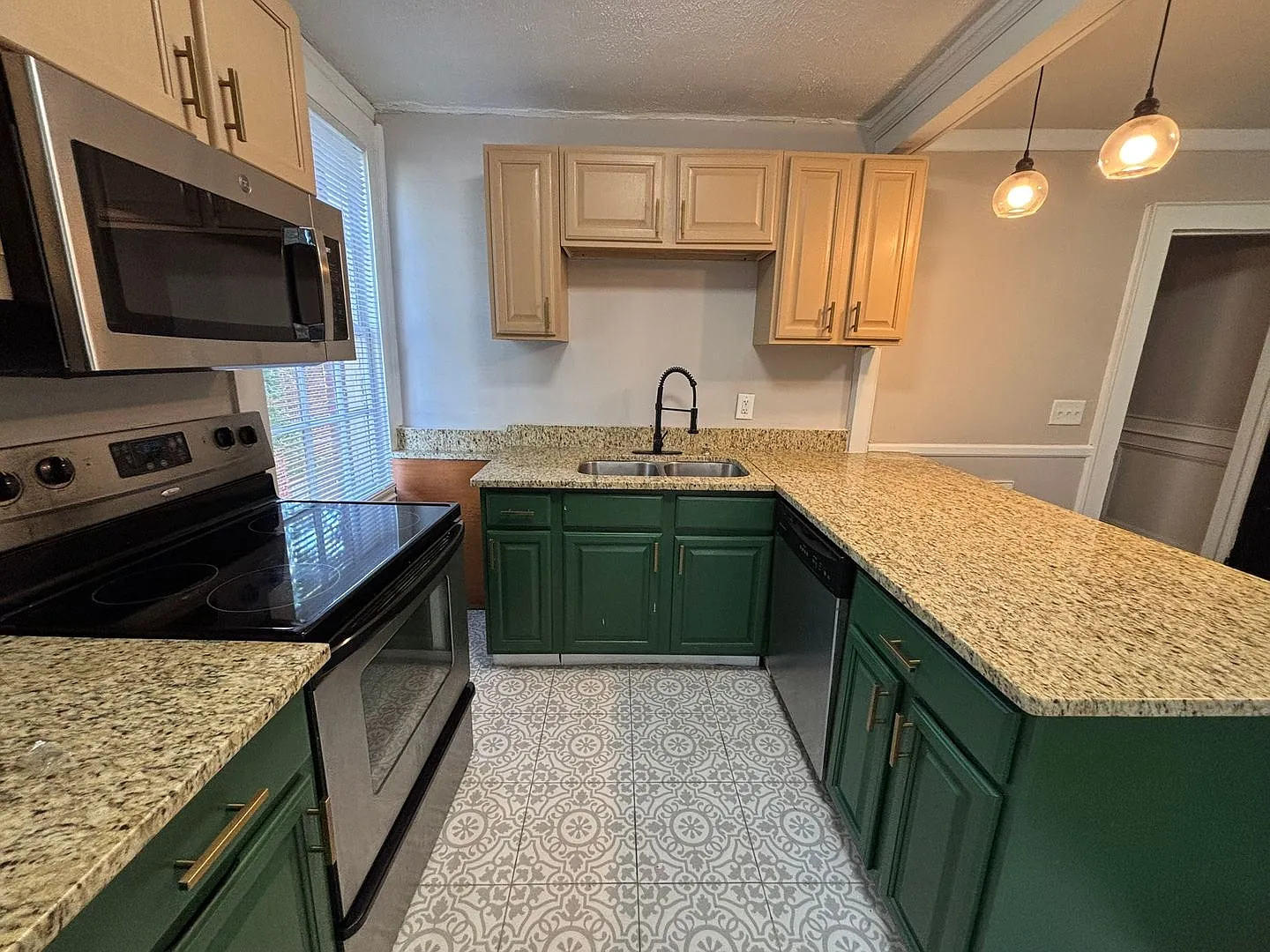 1215 Elmwood Ave — Photo 4