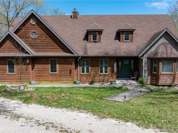 1046 Bear Paw Rd, Camdenton, MO 65020