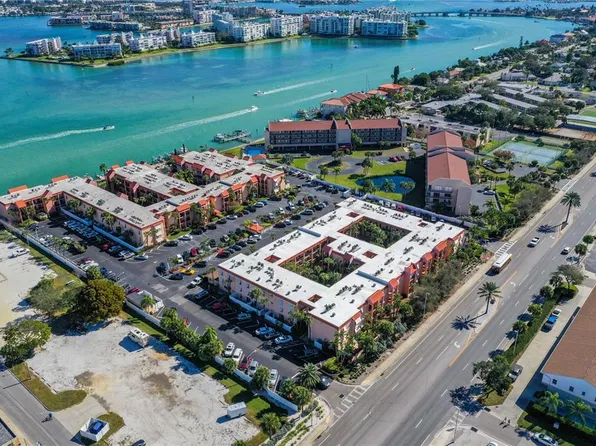8911 Blind Pass Rd, Saint Pete Beach, FL