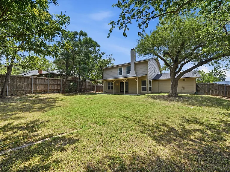 9005 Blue Quail Dr — Photo 36