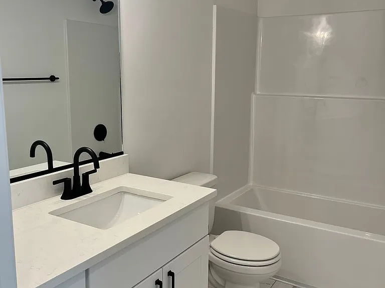 110 Aaron Pl #605 — Photo 16