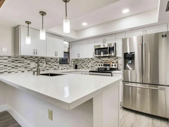 7127 Rain Forest Dr, Boca Raton, FL 33434