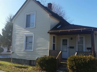 304 Caroline St, Essexville, MI