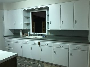 705 Pleasant St, Sumner, IA 50674