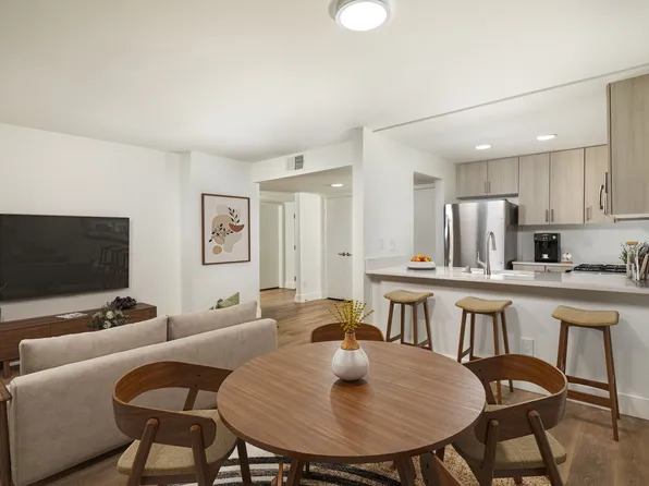 Broadstone Los Feliz