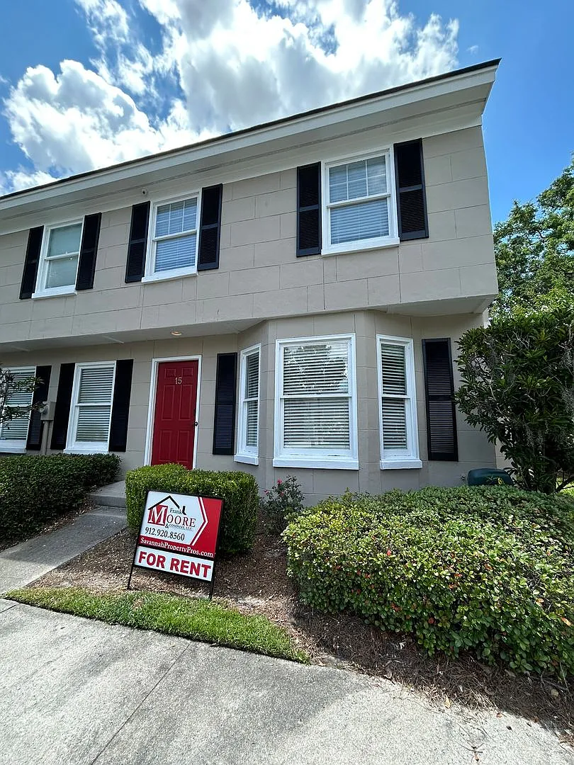 6501 Habersham St — Photo 1