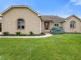 5274 Brooks Bnd, Greenwood, IN