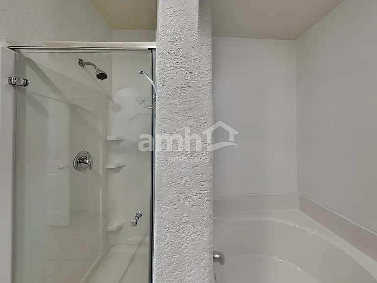 12250 Commander Dr — Photo 12