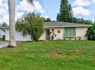 732 Hall Ave, Sebastian, FL 32958