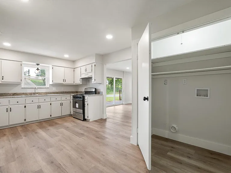 7104 Dallas St #1 — Photo 7