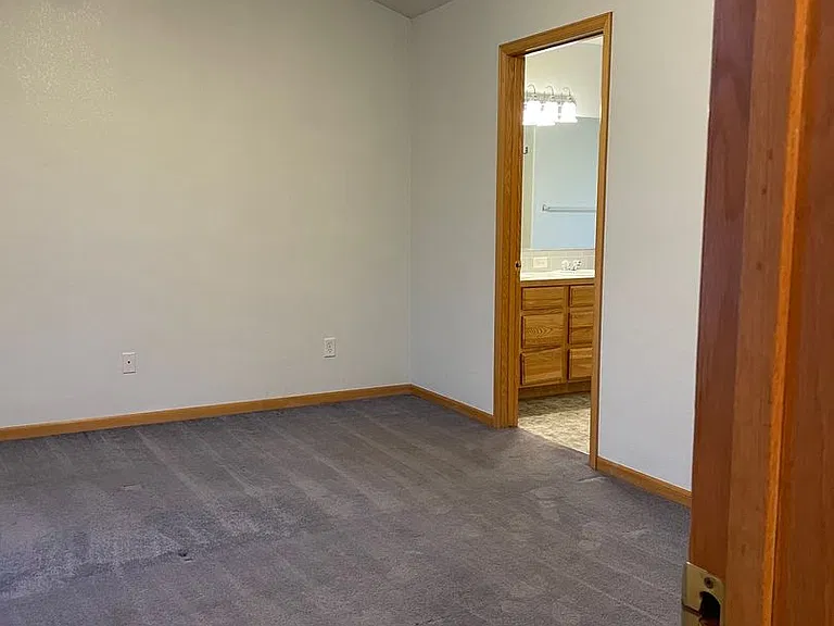 124 Rock Bridge Dr — Photo 30