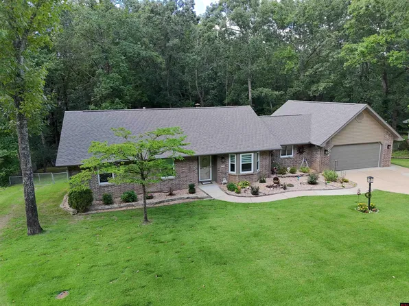 46 Stonehedge Dr, Mountain Home, AR 72653