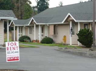 33943 E Columbia Ave, Scappoose, OR 97056