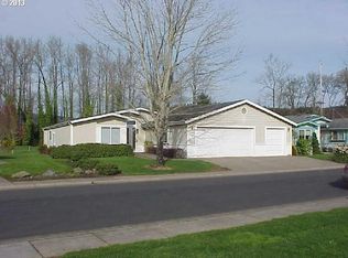154 Village Dr, Cottage Grove, OR 97424