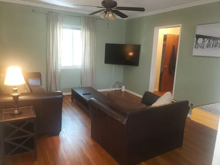 1025 Greenwood Ave NE — Photo 14