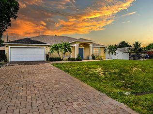 696 SW Jada Rd, Port Saint Lucie, FL 34953