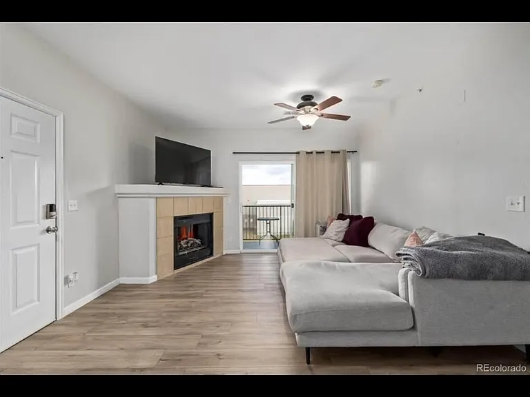 4451 S Ammons St #5-301 — Photo 5