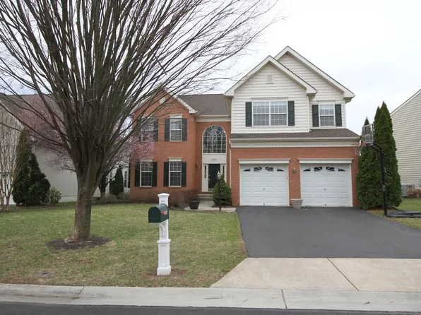 20223 Hidden Creek Ct, Ashburn, VA 20147