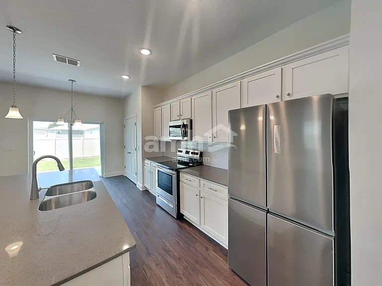 6189 Little Bluff Cir — Photo 3