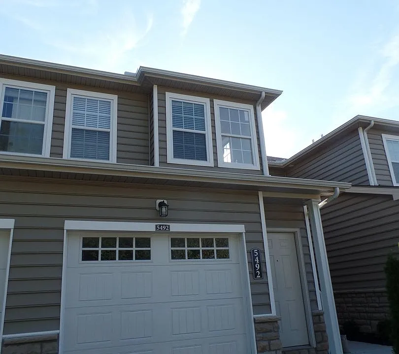 5353 Nottinghamshire Ln