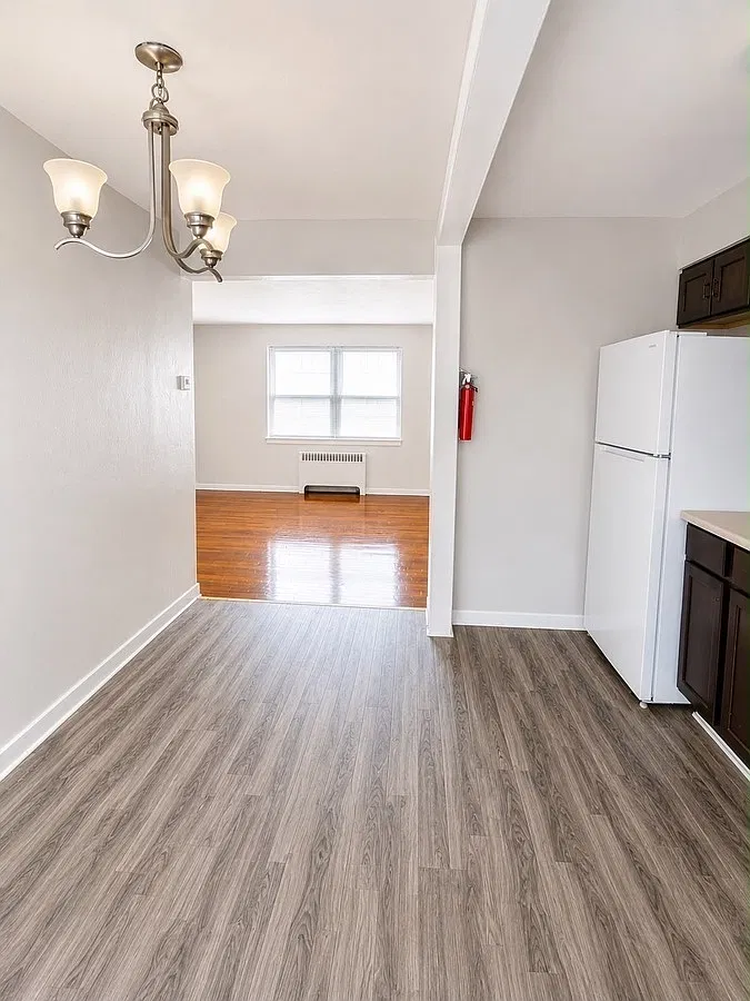 2 Bedroom Apartment in Autumn Park — Photo 4