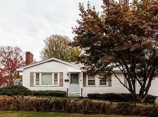 68 Dinsmore St, Lowell, MA 01852