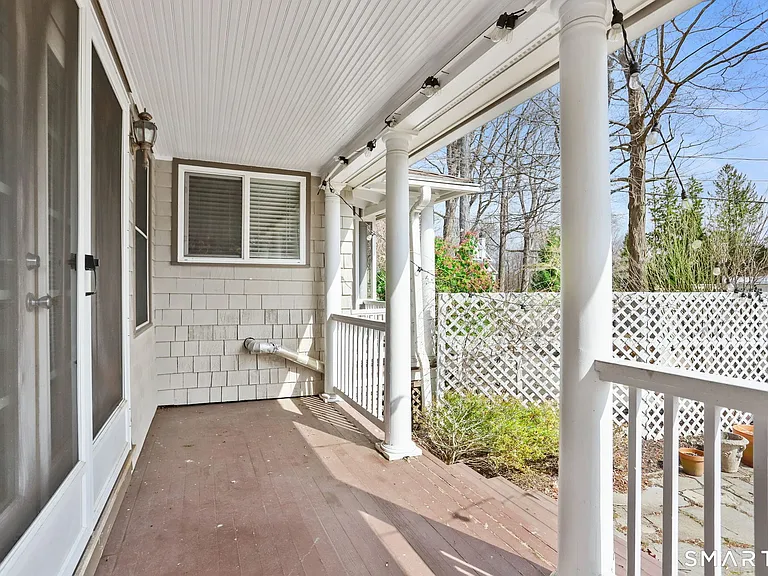 410 Wilton Rd W — Photo 11