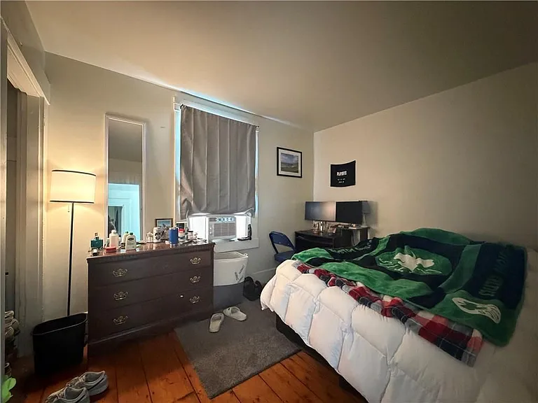 5 Warner St #2 — Photo 12