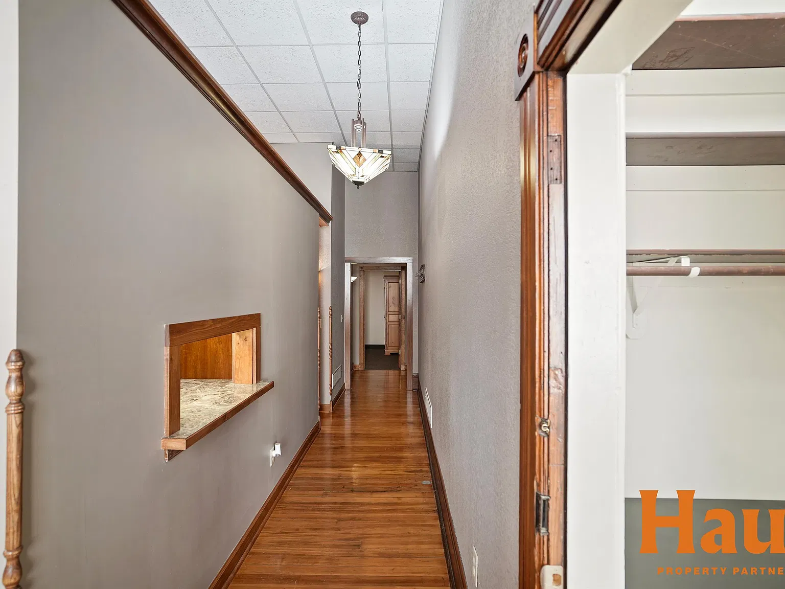 118 SW 8th Ave — Photo 2