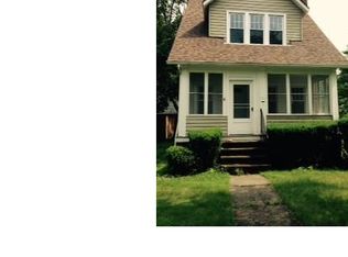 3970 Bluestone Rd, Cleveland Heights, OH 44121