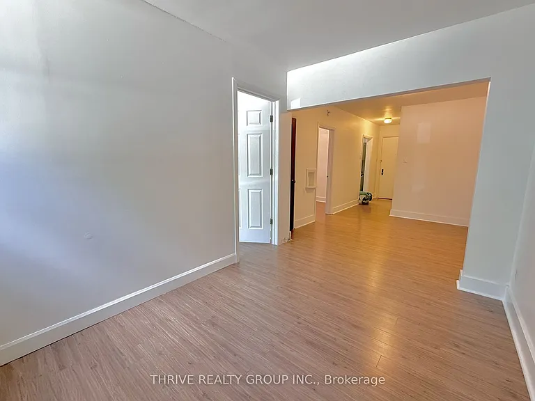 50 Ridout St S #36 — Photo 8