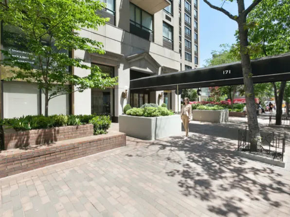 171 East 84th Street image 16 of 18