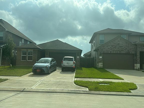 2nd image of 7211 Runyon Ct