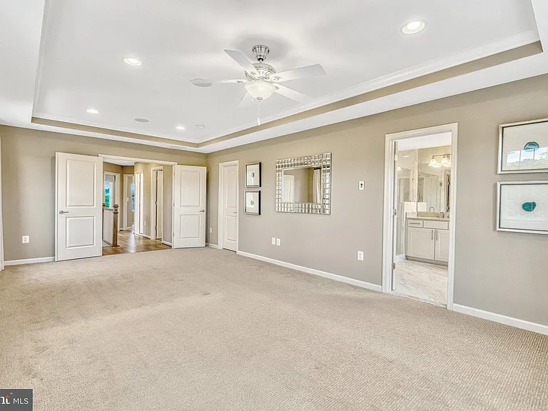 21491 Willow Breeze Sq — Photo 33