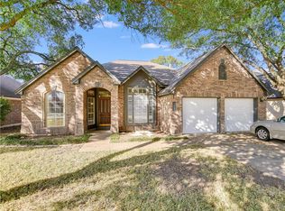 2402 Falcon Dr, Round Rock, TX 78681
